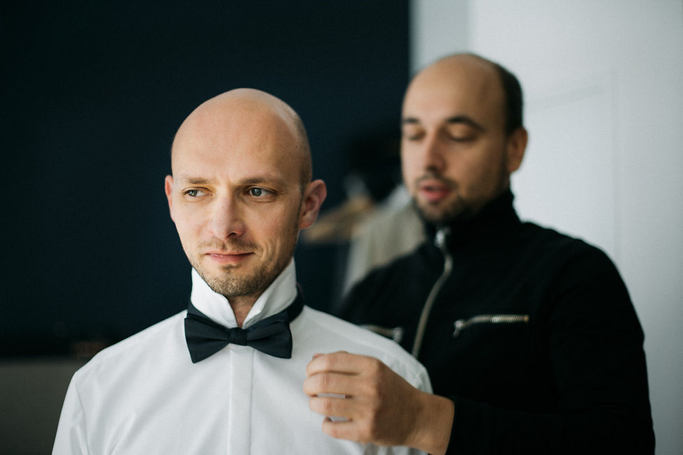 Hochzeit in Dresden - Getting Ready des Bräutigam im Lebendigen Haus