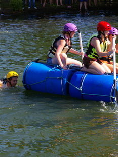 Raft Building with H15 Team Building