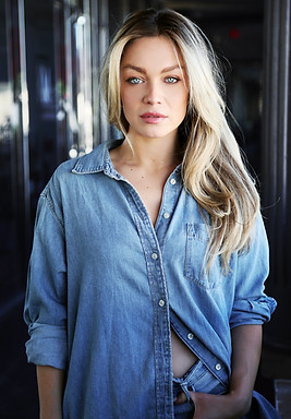 Lindsey Dresbach_Actress