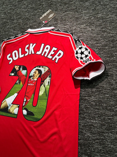 Manchester United 98/00 Özel Solskjaer Baskılı İç Saha Forması
