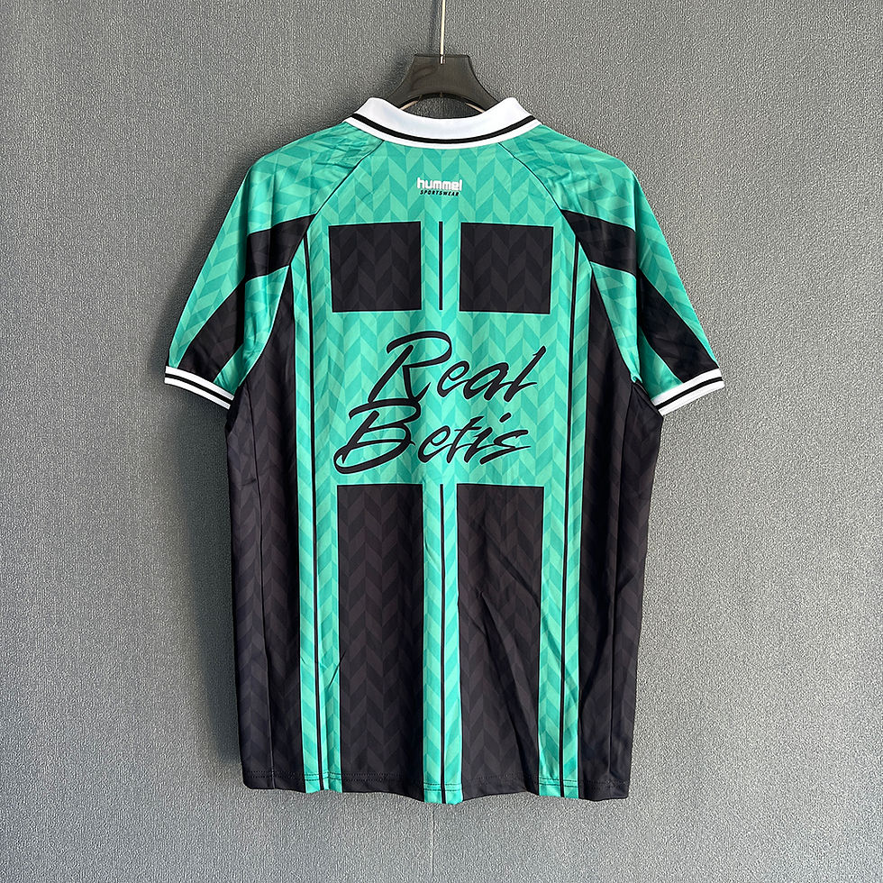 Küçük resim: Real Betis 25/26 Retro Forması