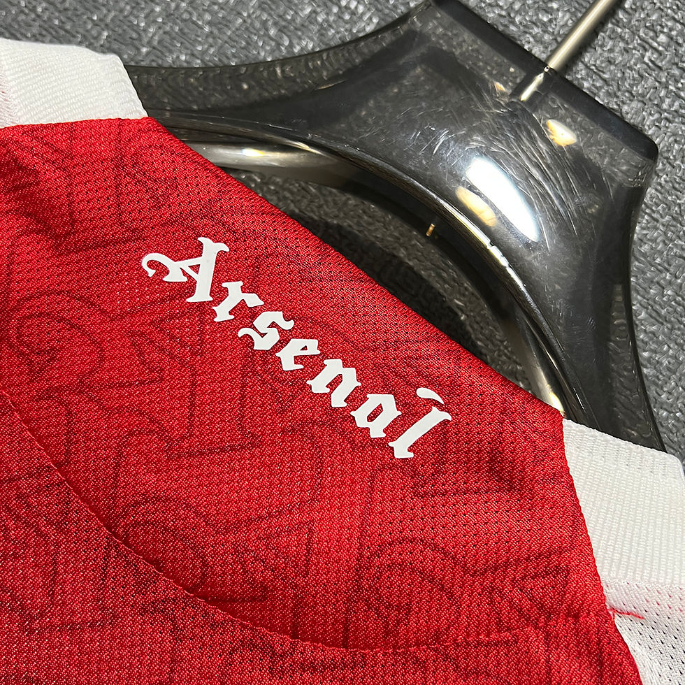 Küçük resim: Arsenal 25/26 Uzun Kollu İç Saha Forması