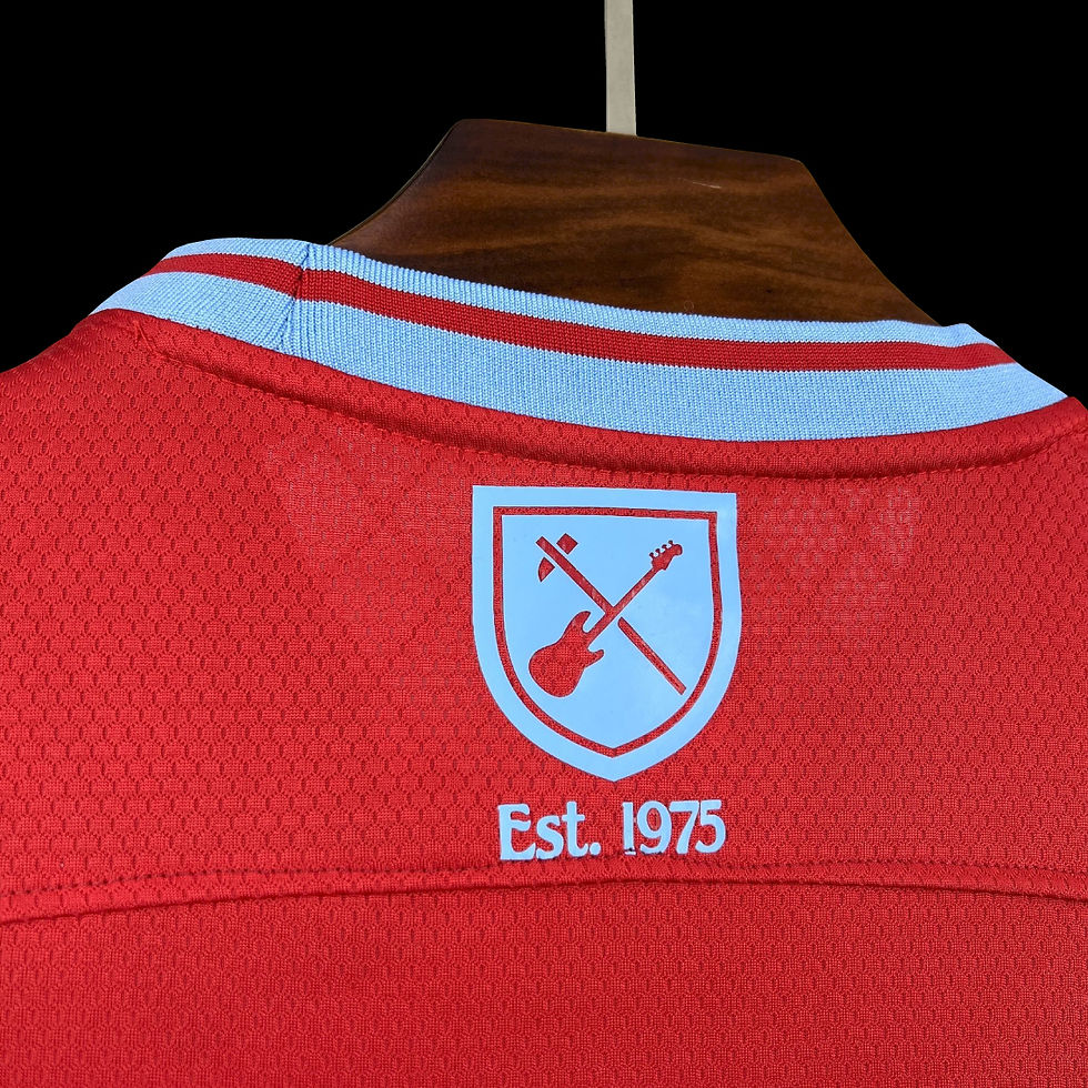 Küçük resim: West Ham United 50. Yıl Özel Iron Maiden Forması