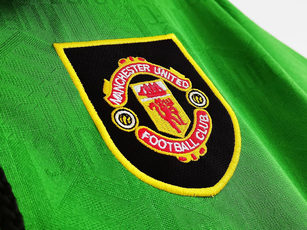 Küçük resim: Manchester United 92/94 Alternatif Forması
