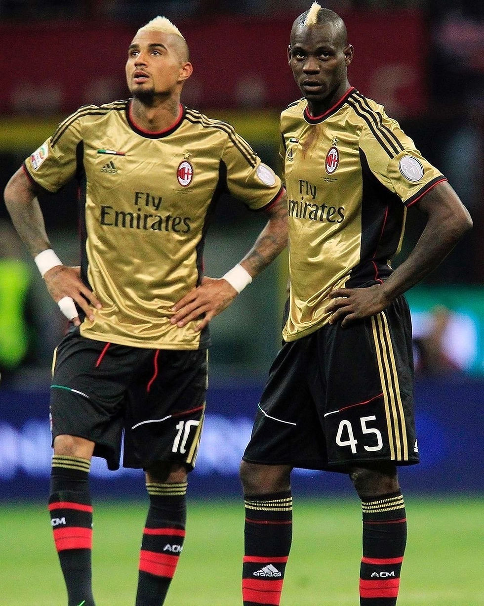 Küçük resim: AC Milan 13/14 Mario Balotelli Alternatif Forması - Hemen Kargo