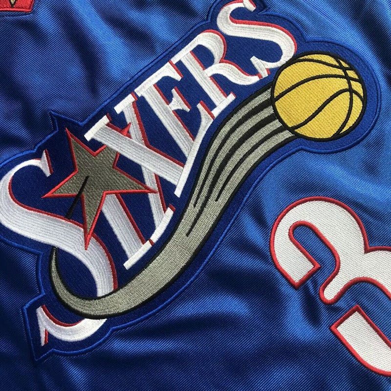 Küçük resim: Philadelphia 76ers 01/02 Allen Iverson Forması