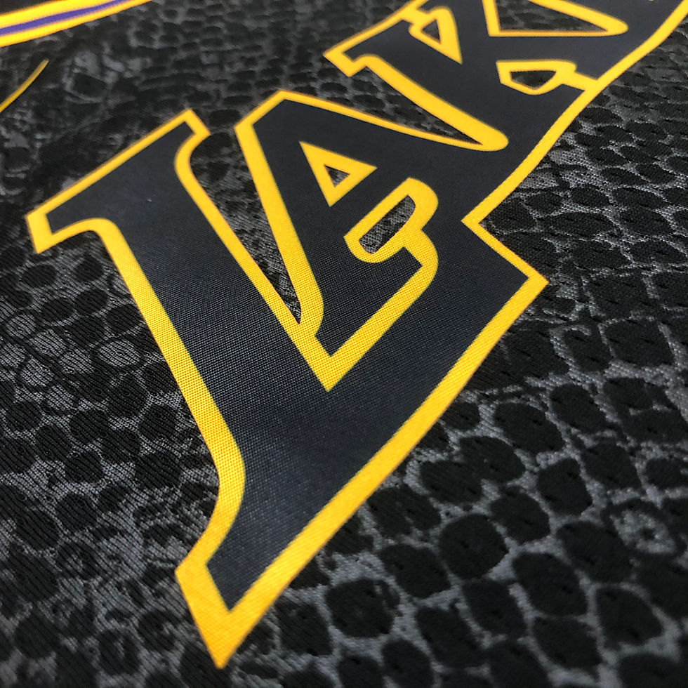Küçük resim: Los Angeles Lakers 8/24 Kobe Bryant Black Mamba City Edition Forması