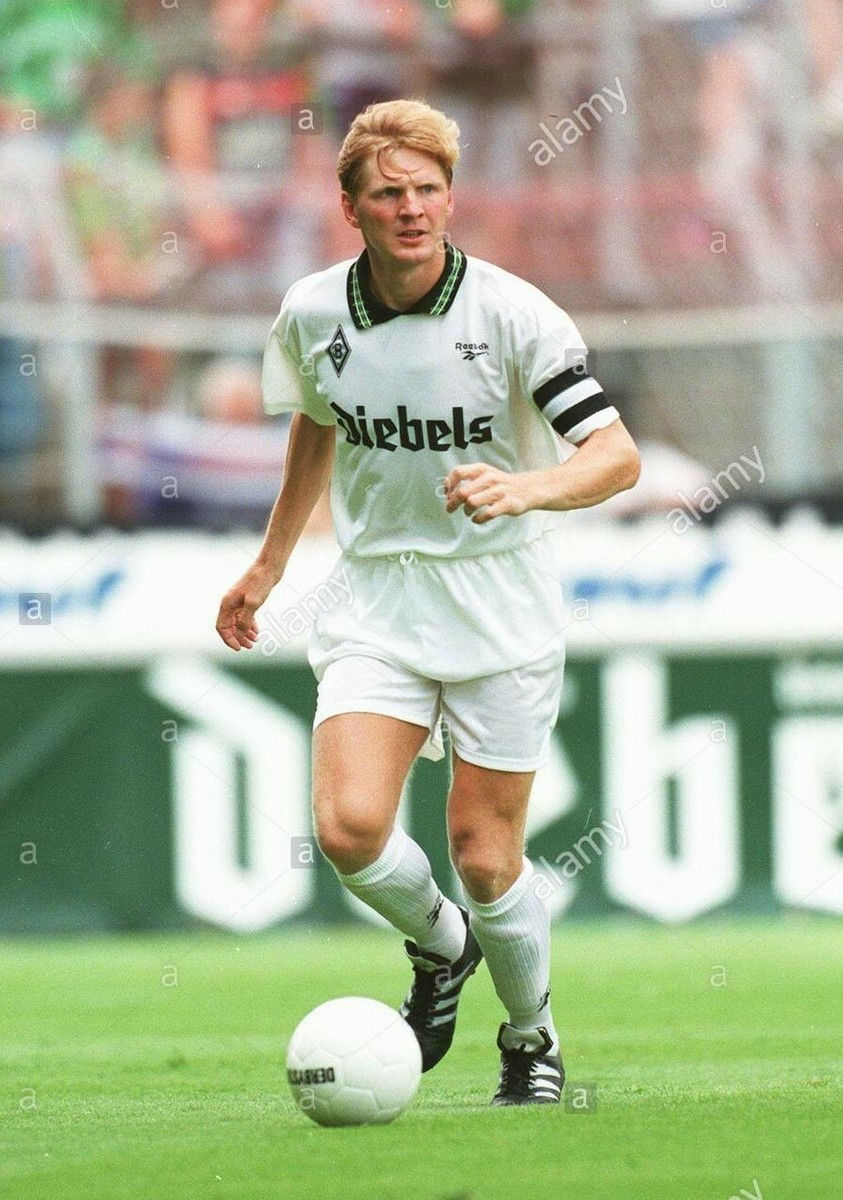 Küçük resim: Borussia Mönchengladbach 95/96 İç Saha Forması
