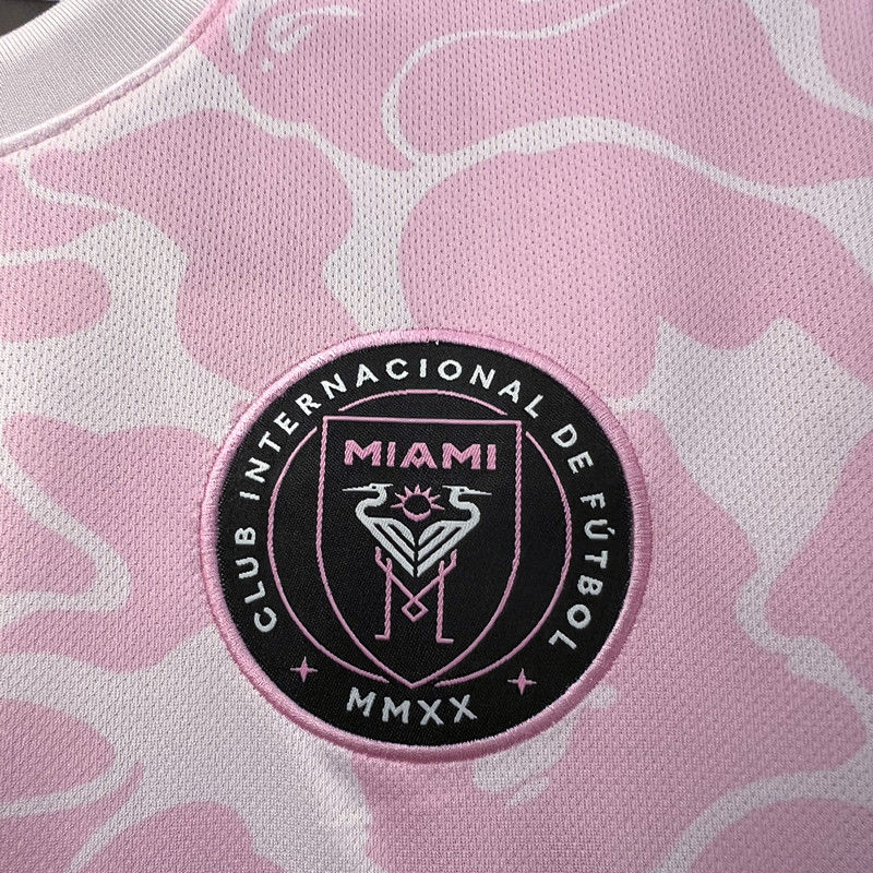 Küçük resim: Inter Miami x BAPE Forması