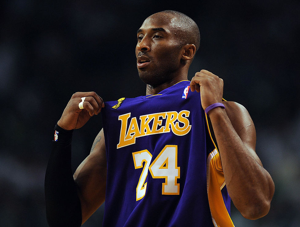 Küçük resim: Los Angeles Lakers x Kobe Bryant 2008 Şampiyonluk Forması
