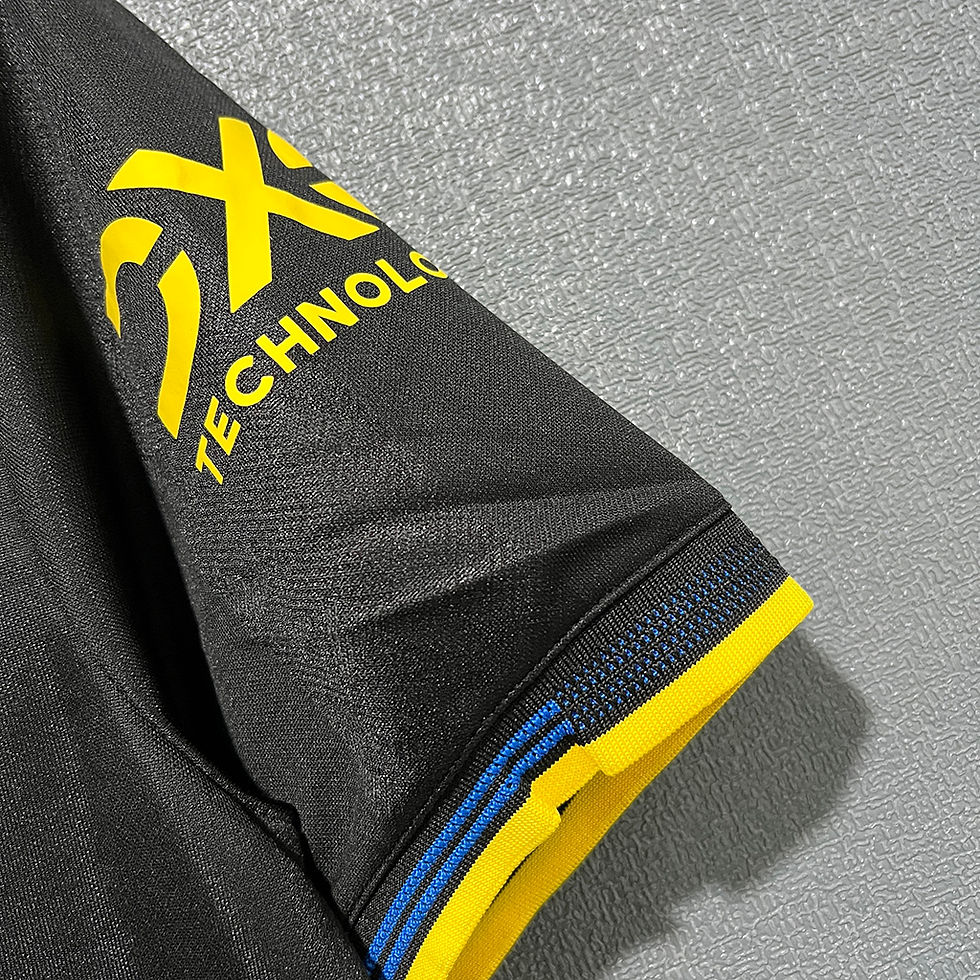 Küçük resim: Manchester United 25/26 Alternatif Forması