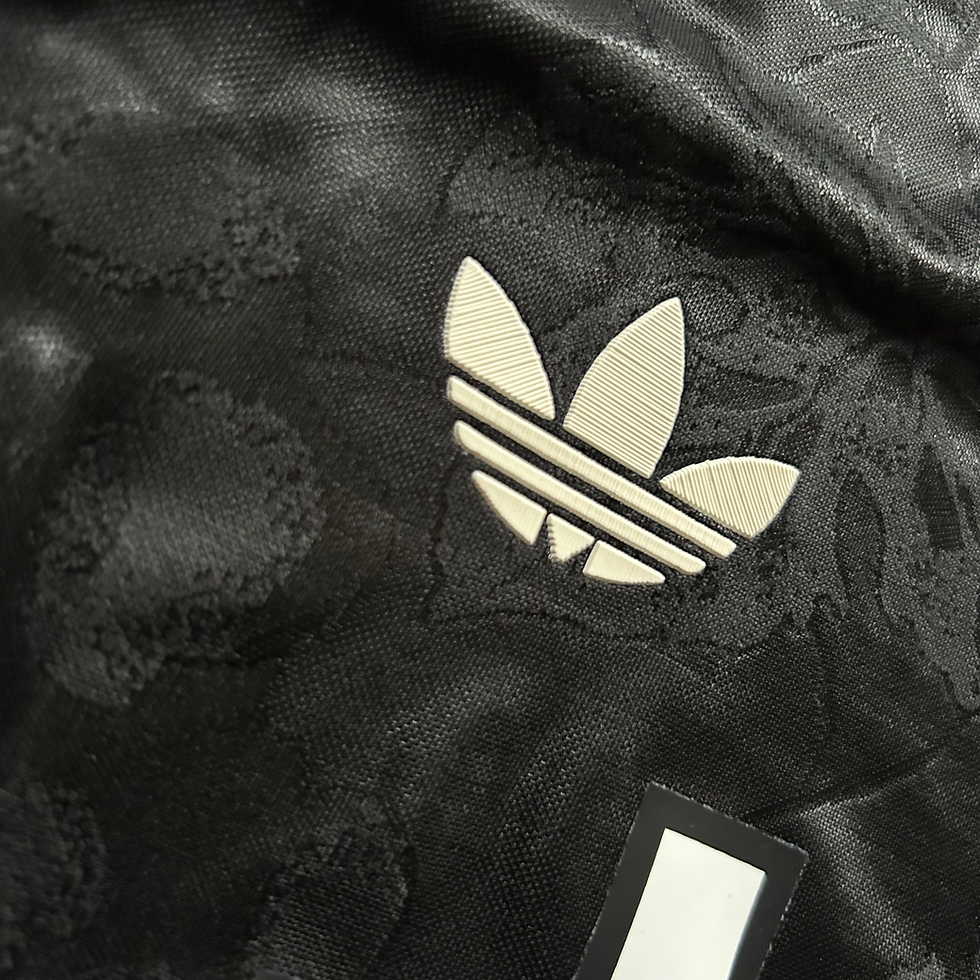 Küçük resim: Juventus 25/26 Kenan Yıldız Alternatif Forması - Hemen Kargo Player Version