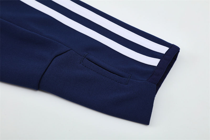 Küçük resim: Real Madrid 12/13 Sweatshirt