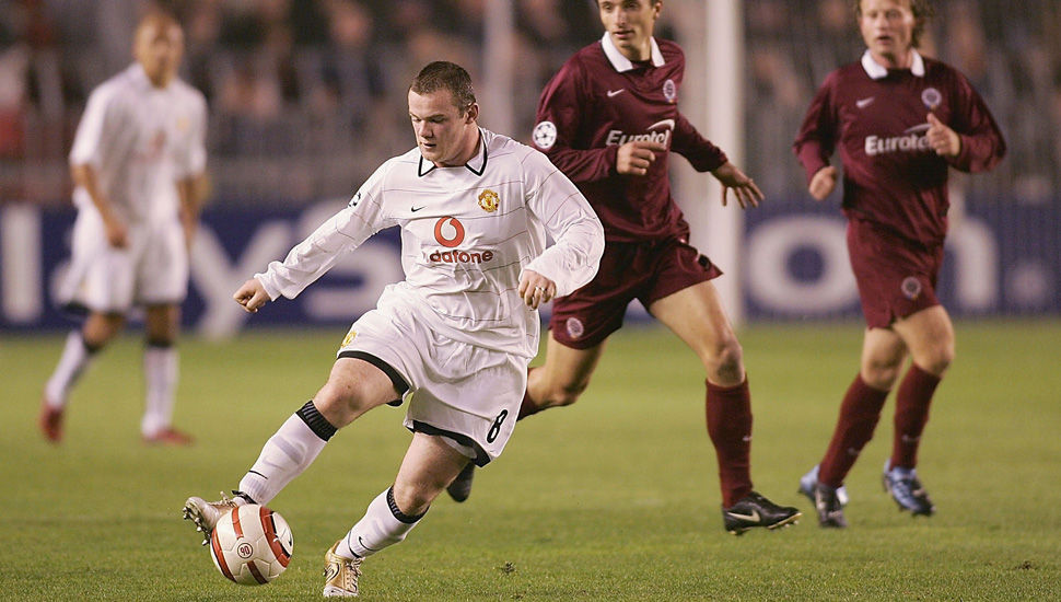 Küçük resim: Manchester United 03/04 Alternatif Forması