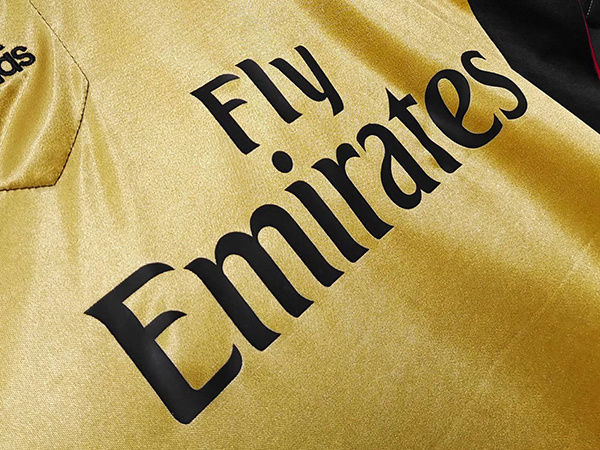 Küçük resim: AC Milan 13/14 Alternatif Forması