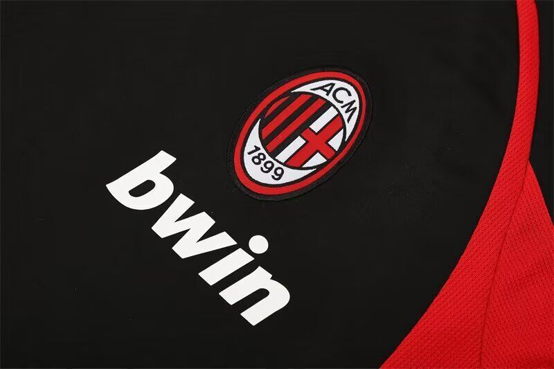 Küçük resim: AC Milan 06/07 Siyah Antrenman Forması