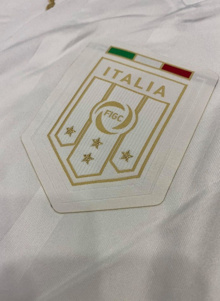Küçük resim: İtalya 16/17 Deplasman Forması - Hemen Kargo