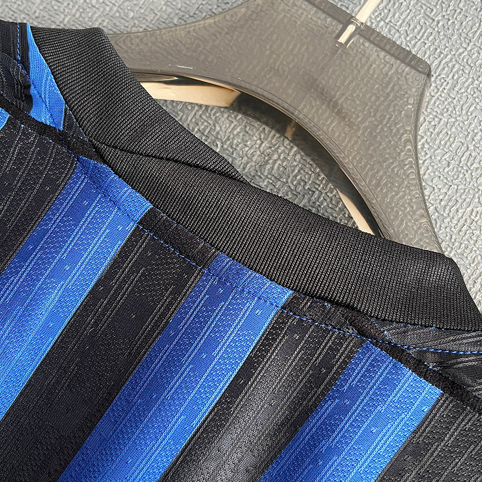 Küçük resim: Inter 25/26 İç Saha Forması