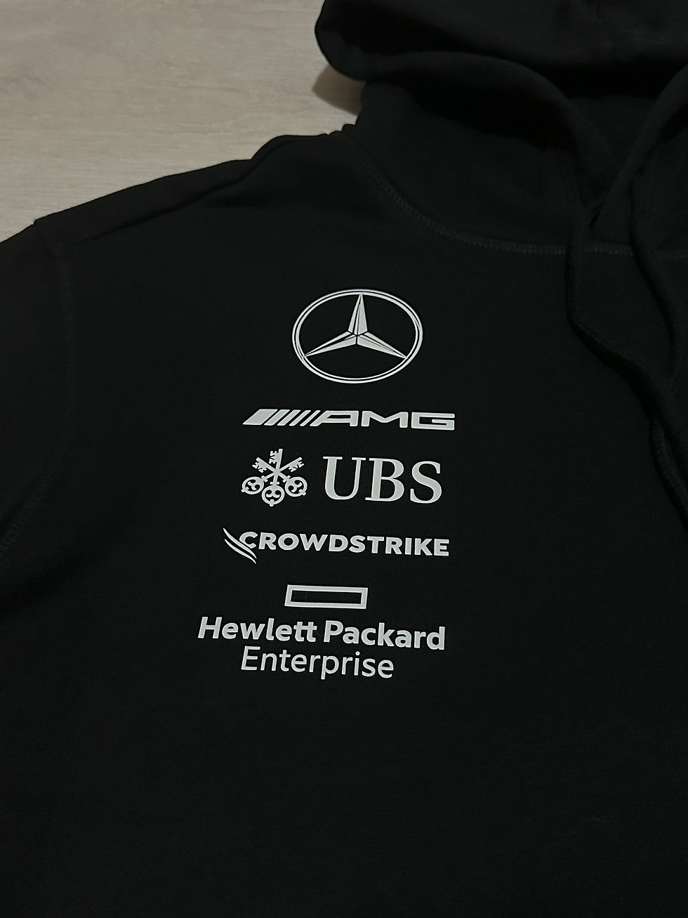 Küçük resim: Mercedes AMG Petronas F1 Team Hoodie - HEMEN KARGO