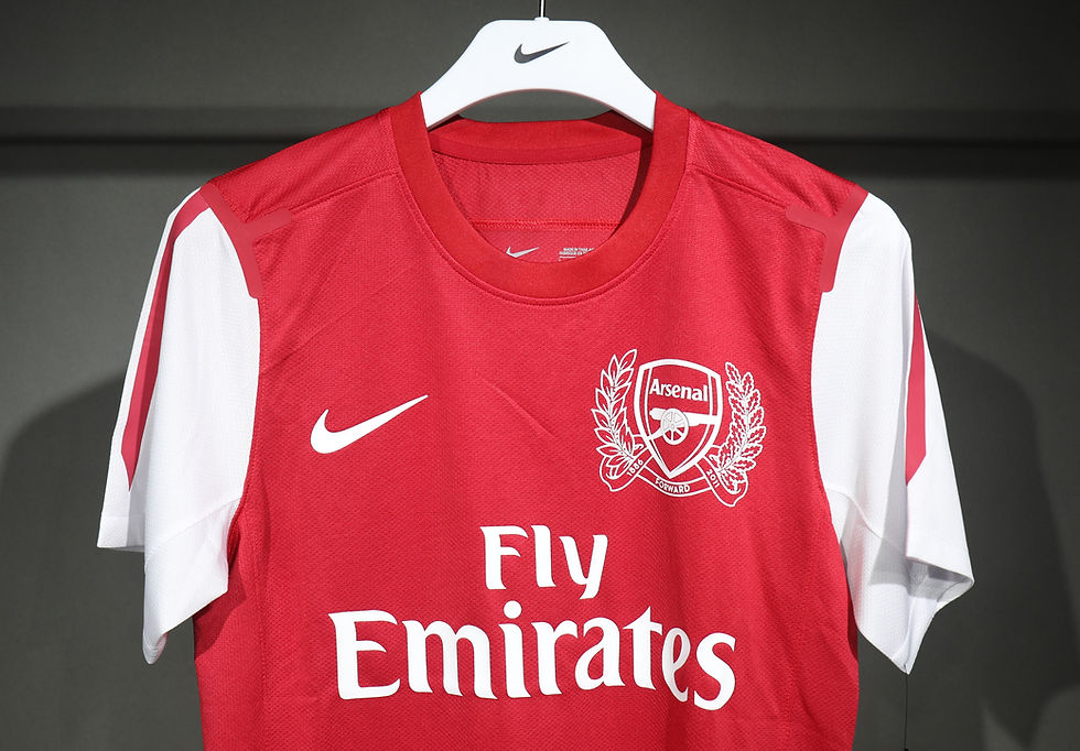 Küçük resim: Arsenal 11/12 İç Saha Forması