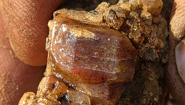 feldspat that ios found in matrix with titanite.