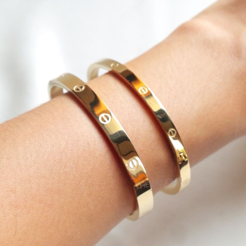 Thumbnail: Love Bangle