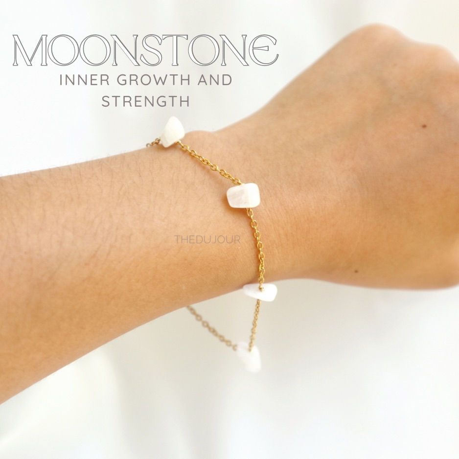 Thumbnail: Everyday Lucky Charm Crystal Bracelet