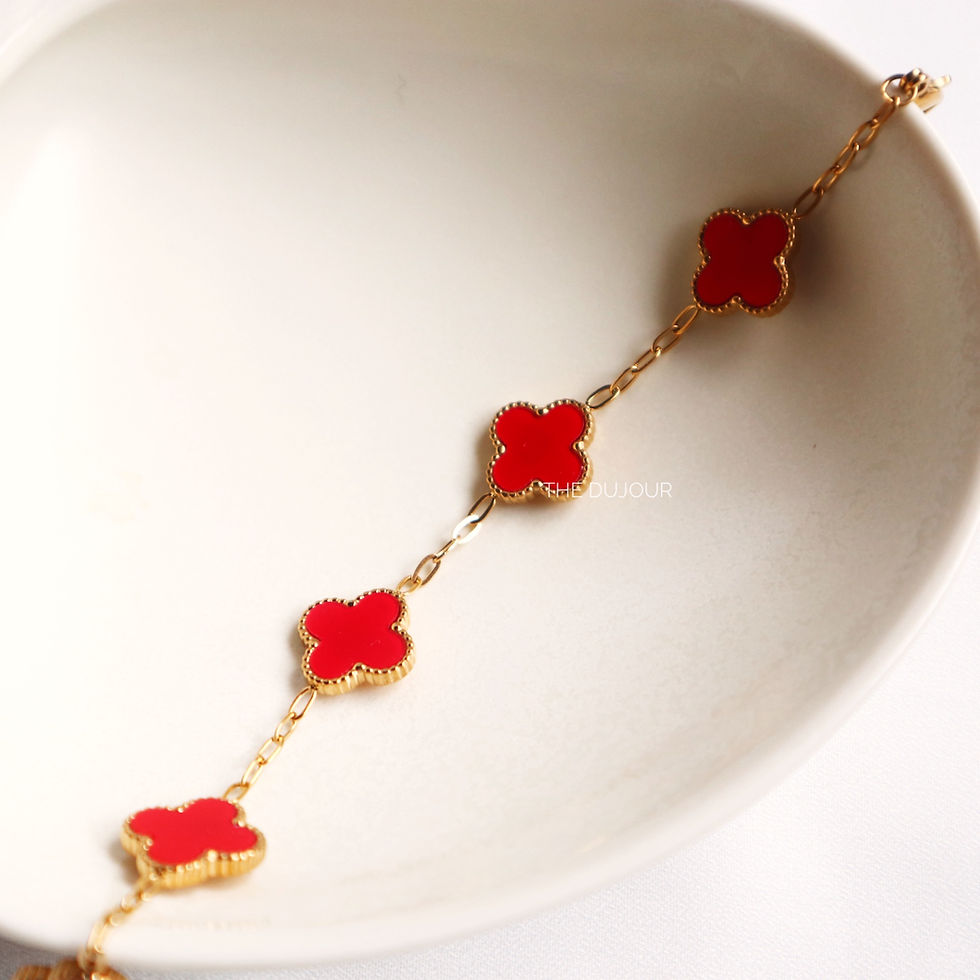 Thumbnail: 13mm Clover Bracelet in Paperclip Chain