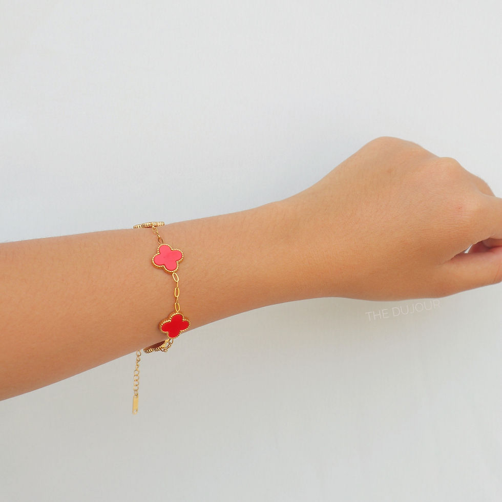 Thumbnail: 13mm Clover Bracelet in Paperclip Chain