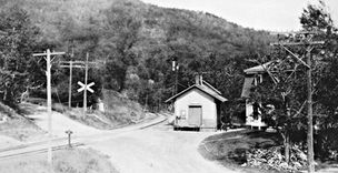 Newbury Railroad Crossing.jpg