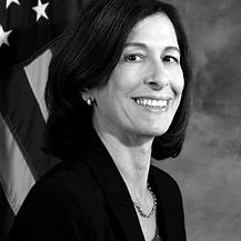 Ellen%20Birnbaum_edited.jpg