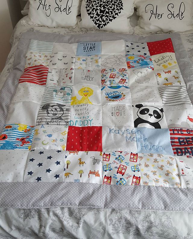 Thumbnail: KEEPSAKE QUILT COT/COTBED SIZE AND PILLOWCASE