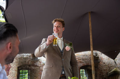 Sander & Marcia - Trouwen kasteel Duurstede - Bruiloft Wijk bij Duurstede - KL!K - toast & taart