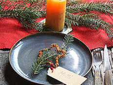Weihnachtlicher Schmuck aus Zitrusschalen