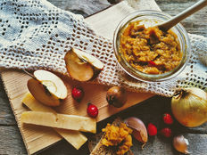 Mispel - Hagebutten Chutney