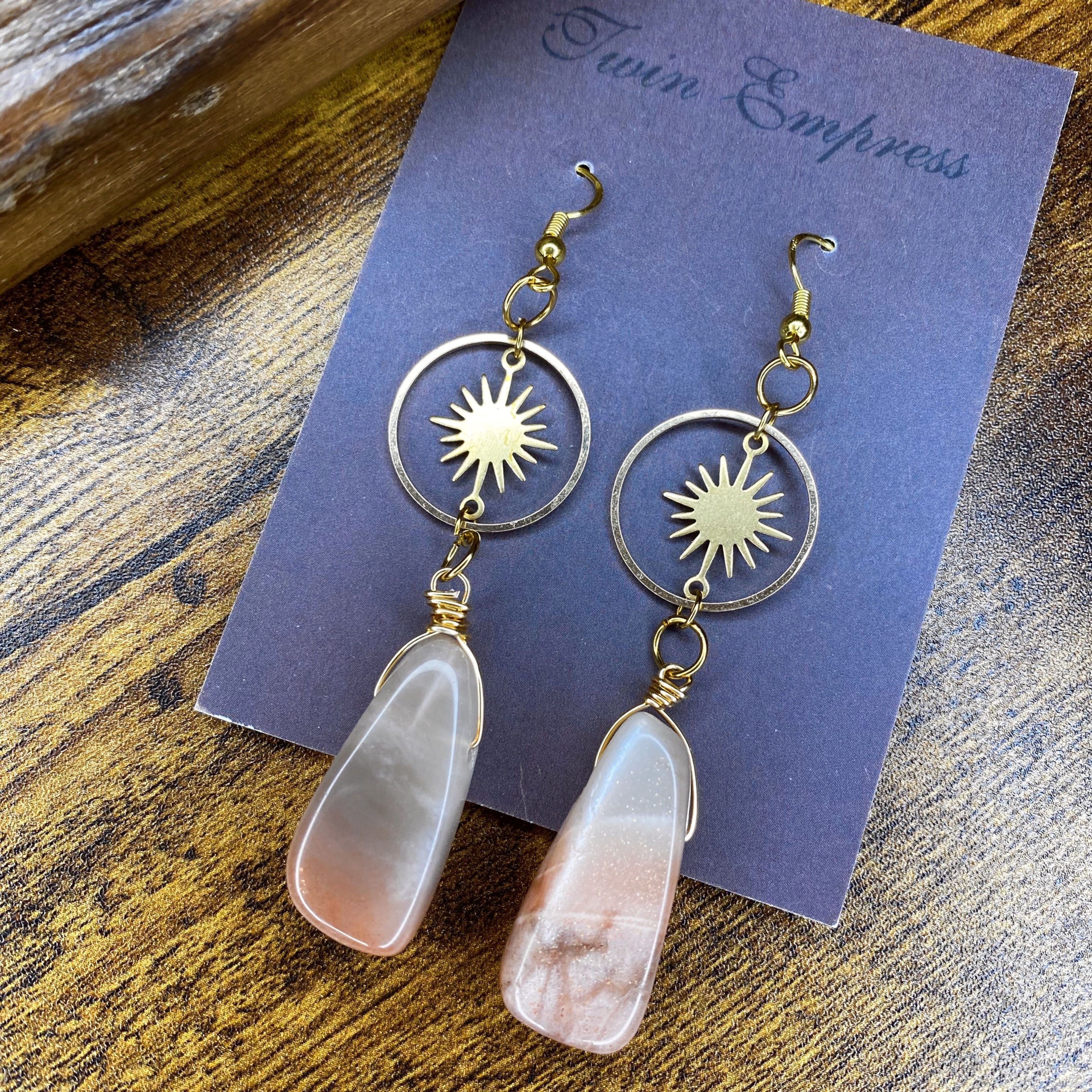 E079. Peach Moonstone Earrings