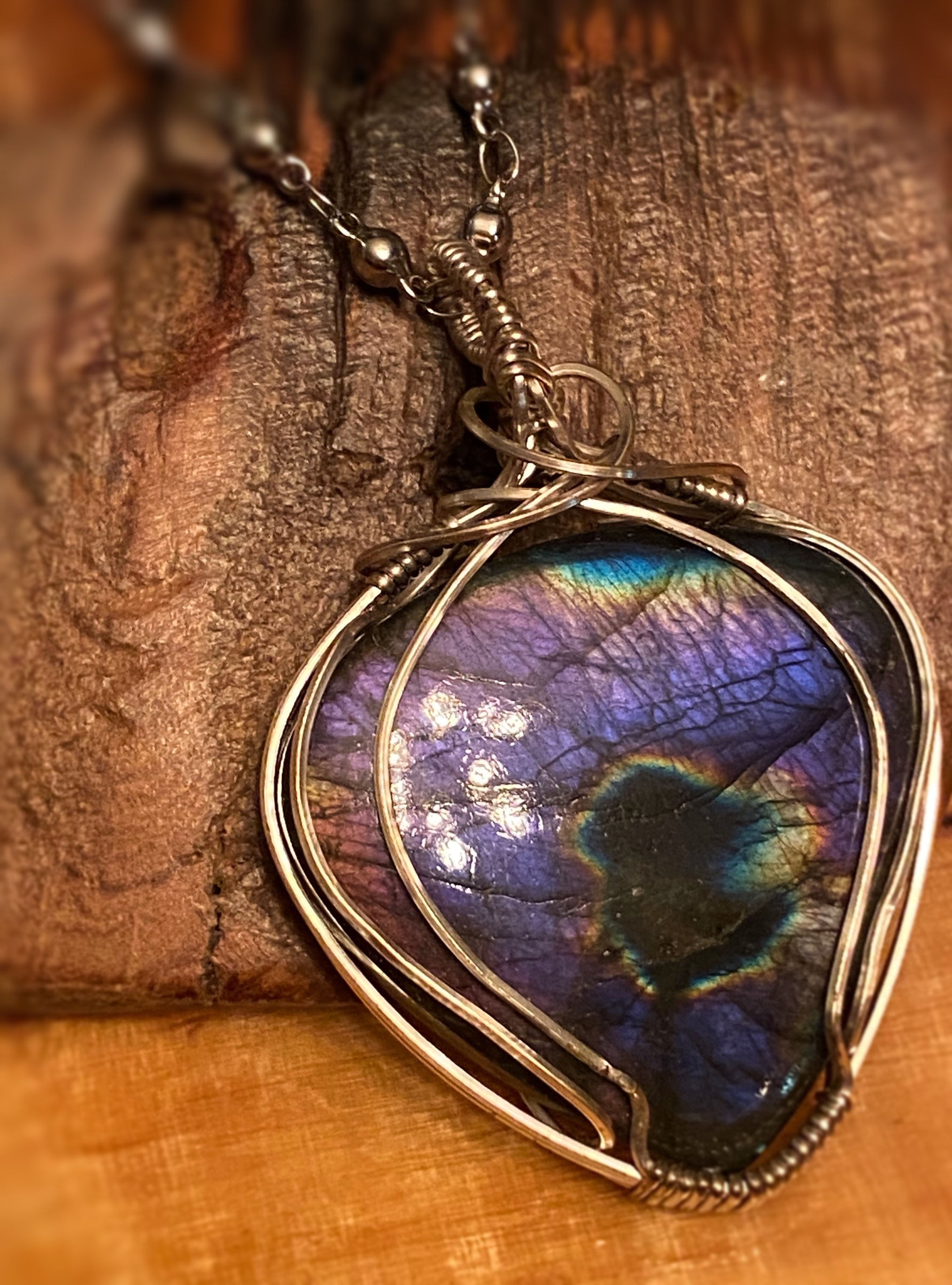 N014. Purple Labradorite Necklace