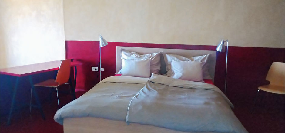 Panoramablick aus dem feinen Bett