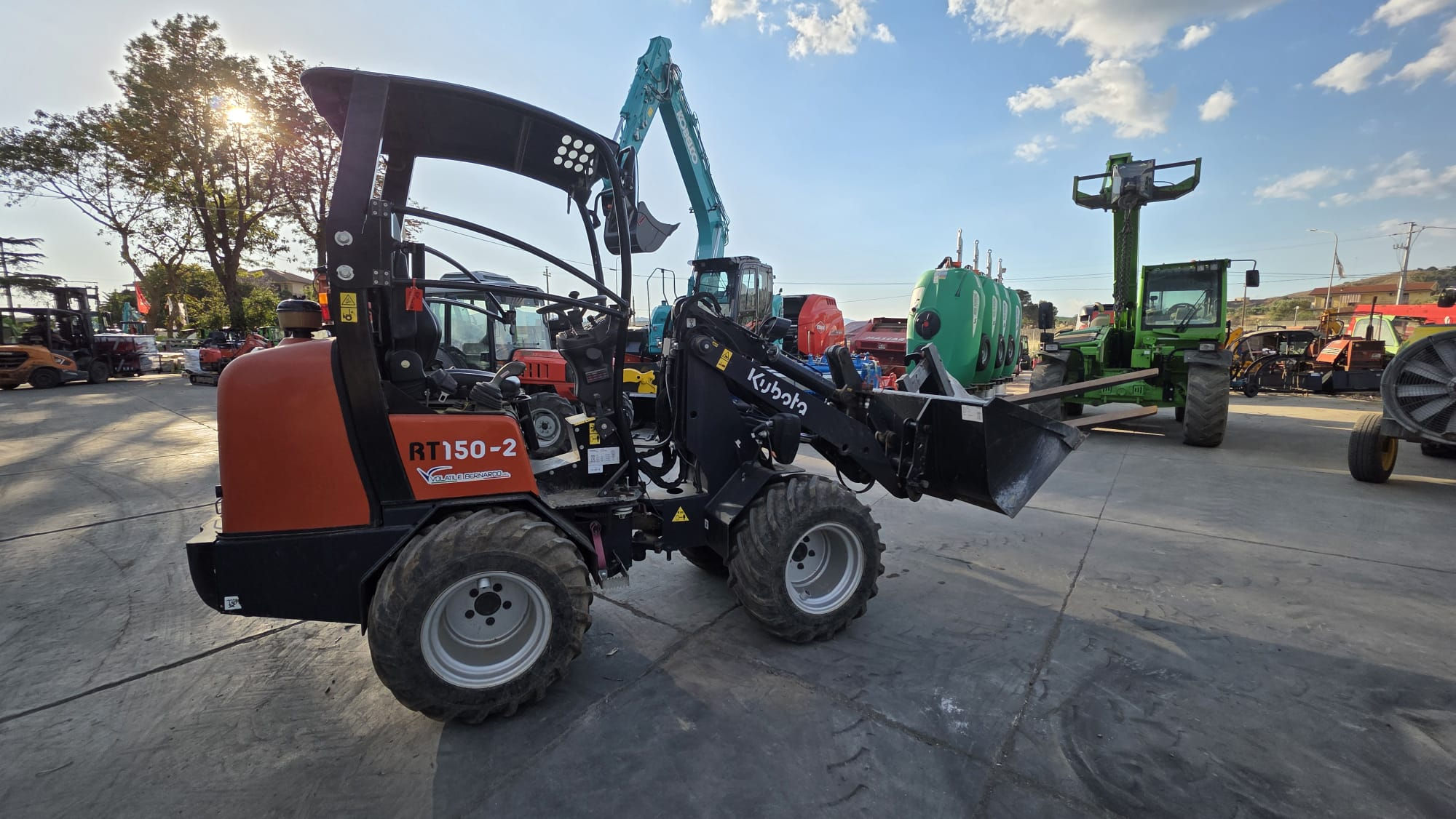 PALA GOMMATA KUBOTA RT 150-2 USATA
