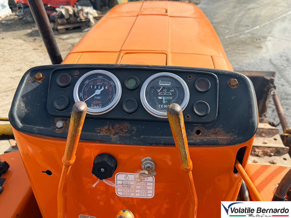 Miniatura: FIAT 455 C Trattore Cingolati