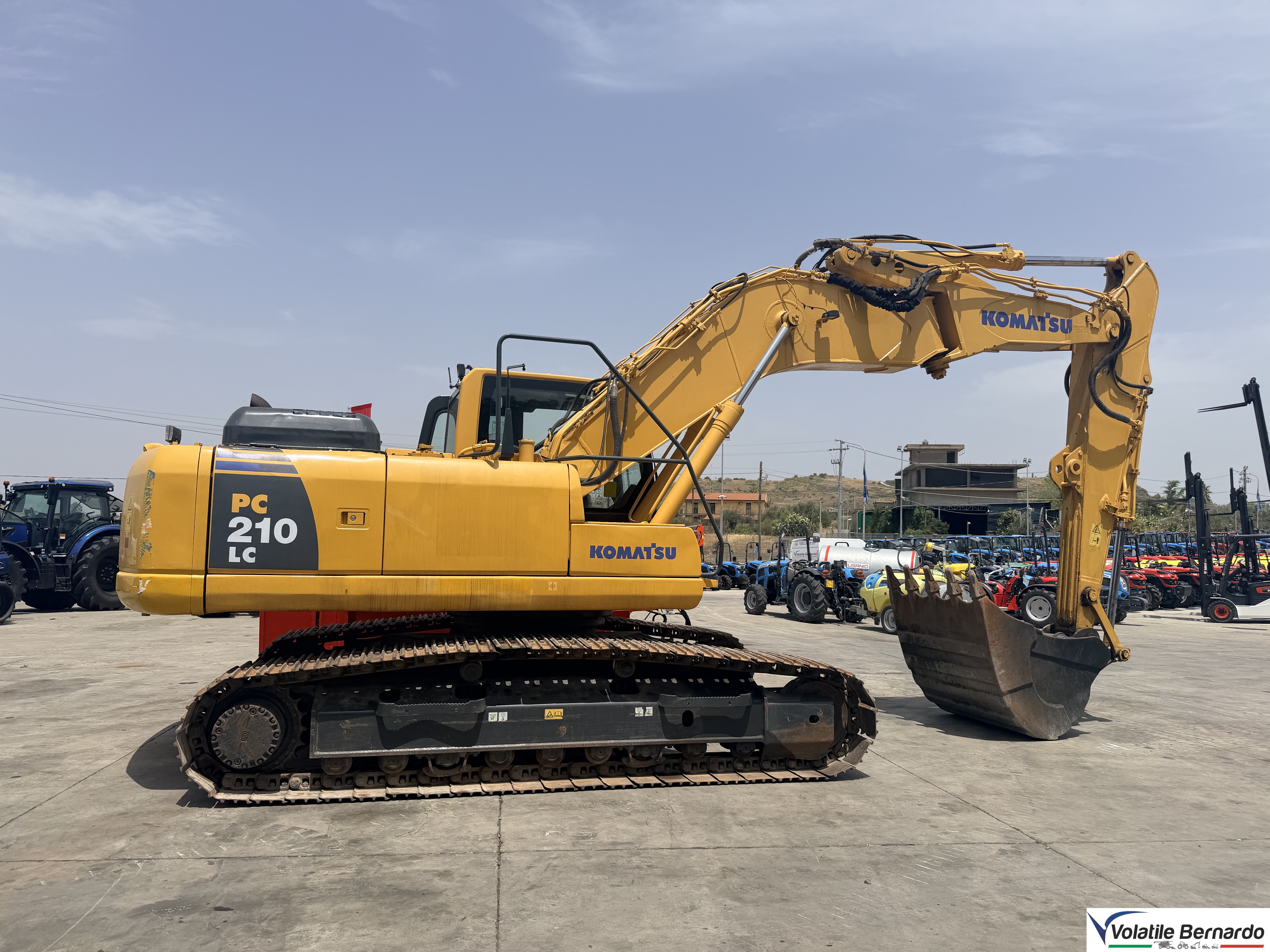Komatsu PC210LC-8 usato in vendita – Escavatore cingolato 21 tonnellate