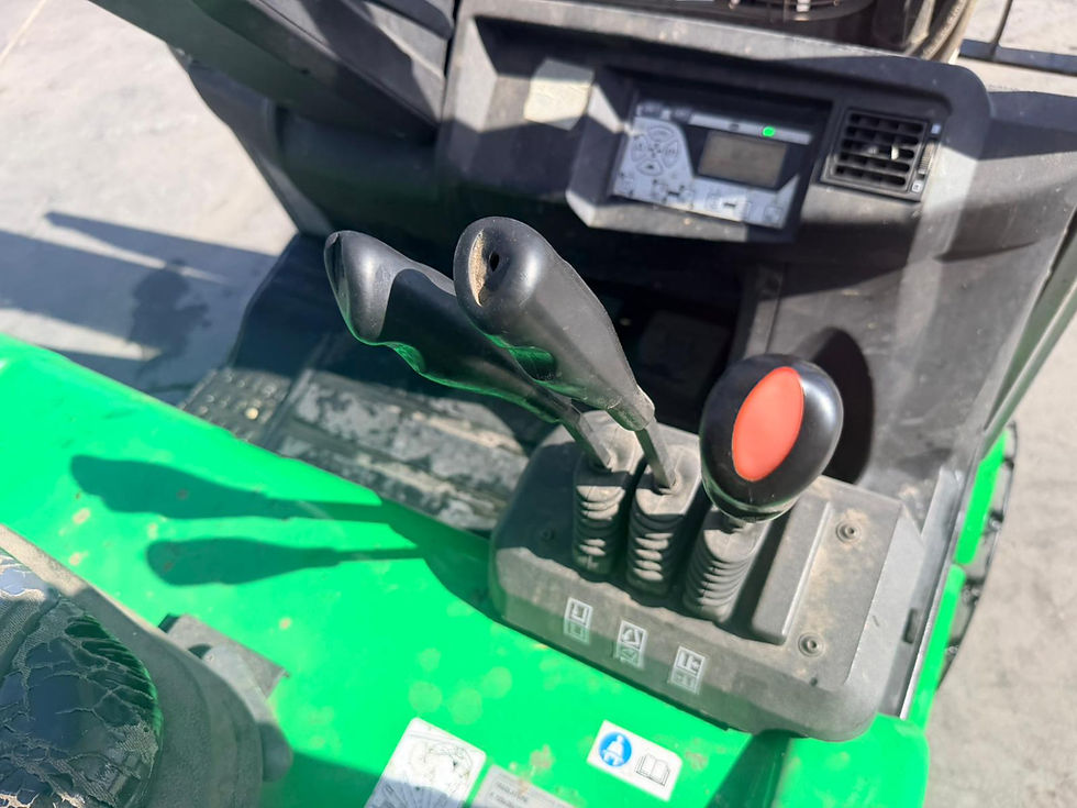 Miniatura: CESAB B320 USATO – CARRELLO ELEVATORE ELETTRICO