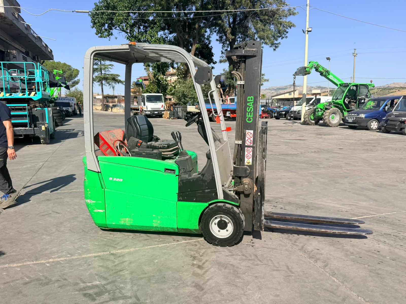 CESAB B320 USATO – CARRELLO ELEVATORE ELETTRICO