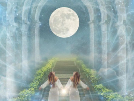 How to make the last full moon of 2022 work in your favour!