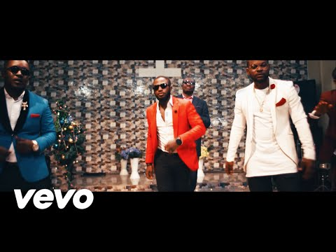 Tunde Ednut’s Jingle Bell Bell Video Review