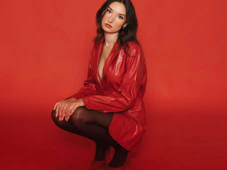 Southington-Born Country Pop Singer Returns for Apple Harvest Festival