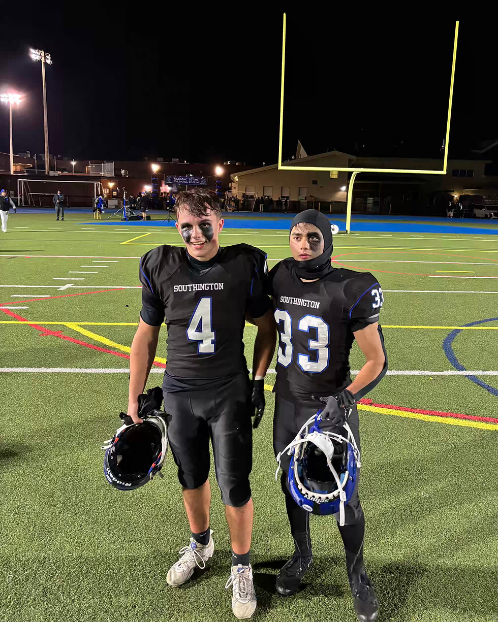 ILB William Cumberlidge and RB Benjamin Beaulieu NOLAN RICH PHOTOS