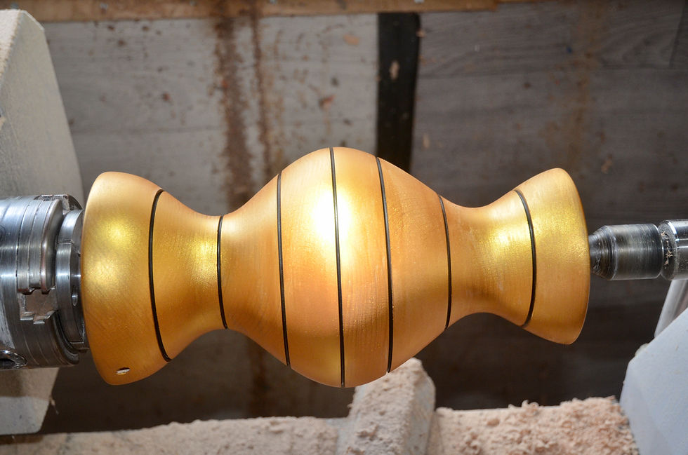 Miniature : PIED DE LAMPE OR. 457.