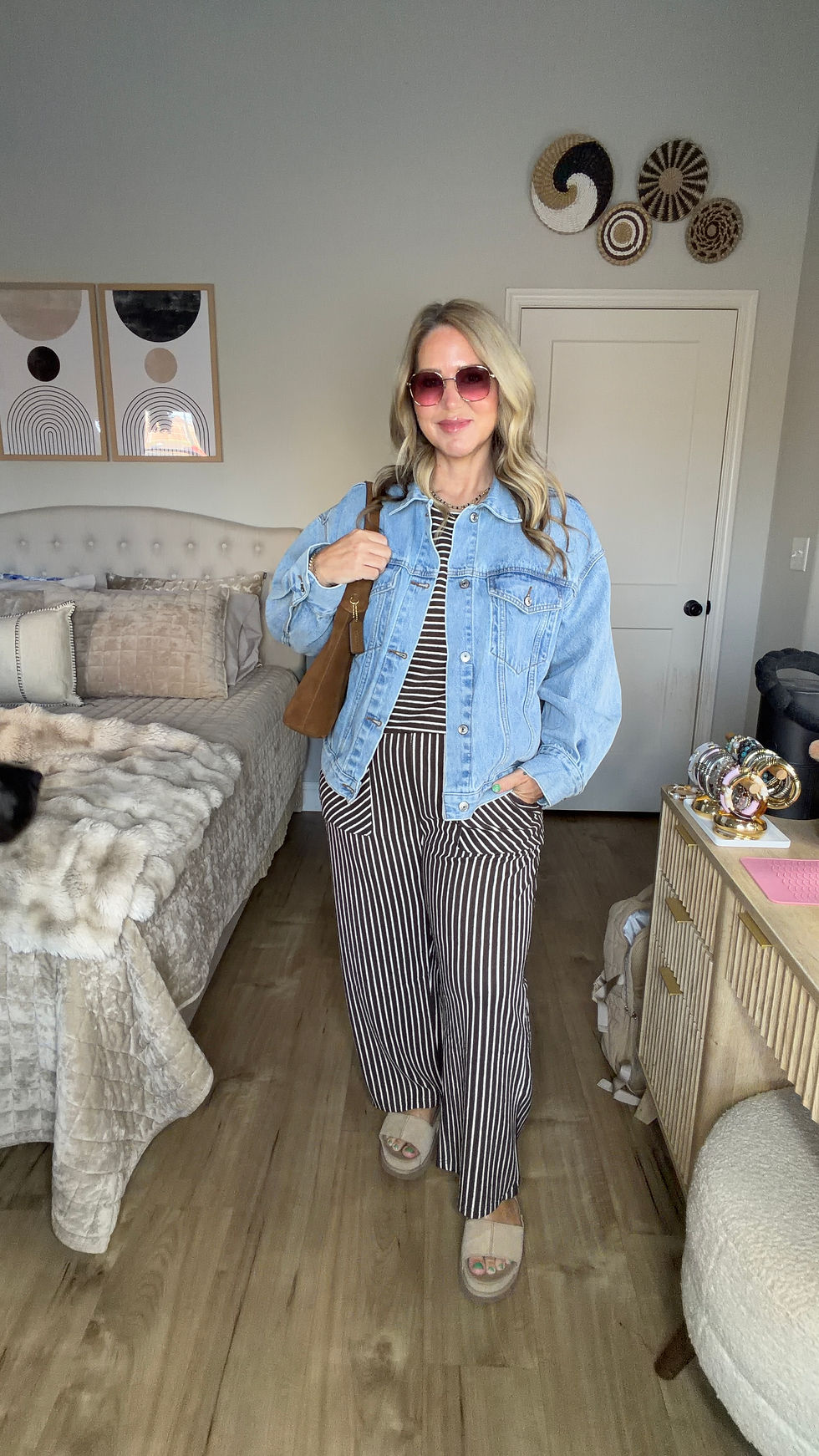 TRAVEL OUTFIT INSPO