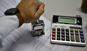 Projeto proíbe cobrança de ICMS sobre gastos com aquisição de selos de controle do IPI